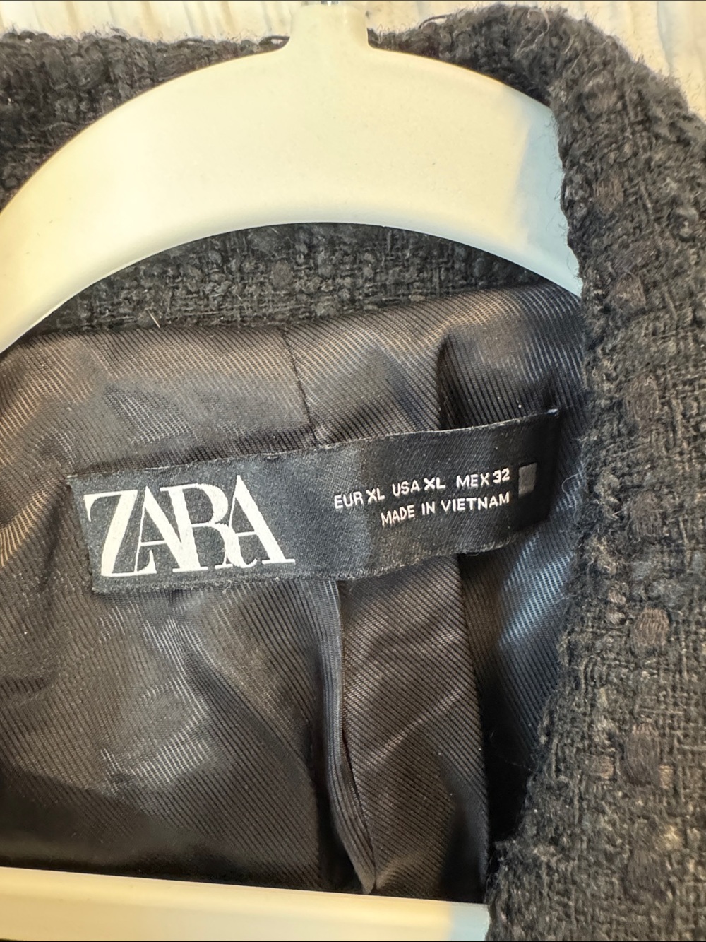 Zara Black Tweed Double-Breasted Blazer with Gold Buttons - Picture 2 of 7